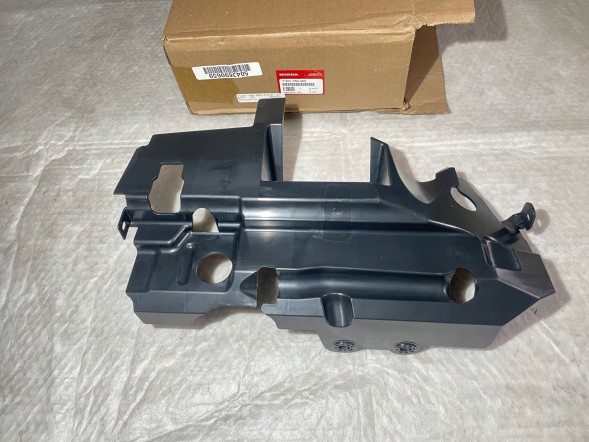 Honda OE 71201-TBAA-AO 71201-TBAA-A0 T51844A Honda Civic 2016-2018 USA kierownica powietrza płyta indukcyjna dolotowa НОВА ОРИГ. КЕРМО ПОВІТРЯНА ПЛАСТИНА HONDA CIVIC 16-18 USA ПРАВА RH