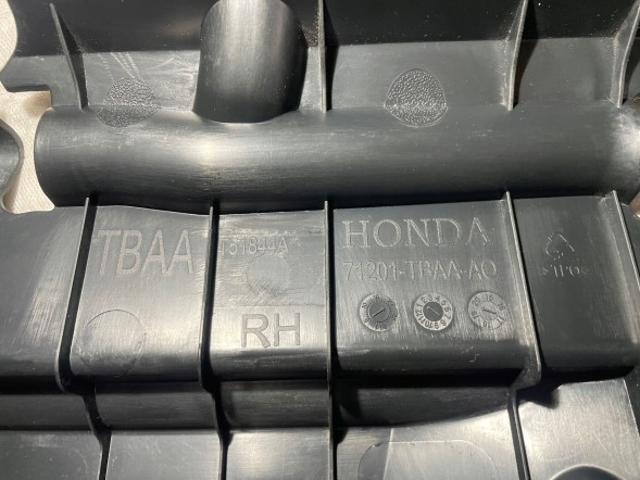 Honda OE 71201-TBAA-AO 71201-TBAA-A0 T51844A Honda Civic 2016-2018 USA kierownica powietrza płyta indukcyjna dolotowa НОВА ОРИГ. КЕРМО ПОВІТРЯНА ПЛАСТИНА HONDA CIVIC 16-18 USA ПРАВА RH