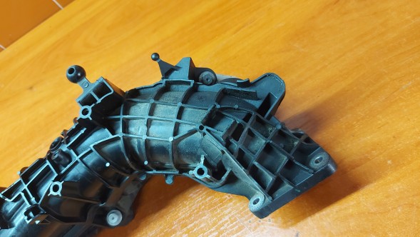 Toyota OE 17120-WA020 8573104 11618573104 AVENSIS T27 AURIS Впускний колектор Toyota Avensis T27, RAV4 IV, Auris, Mini Cooper R60