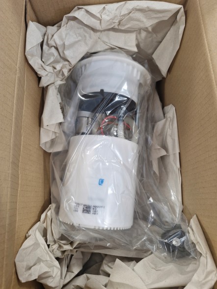 Suzuki OE POMPA PALIWA PŁYWAK CZUJNIK KOSZ 15100-62J01 SUZUKI SWIFT IV MK6 1.3 B BENZYNA 92KM M13A 2005-2010 EUROPA ПАЛИВНИЙ НАСОС ПОПЛАВКОВИЙ ДАТЧИК КОШИК 15100-62J01 SUZUKI SWIFT IV MK6 1.3B 05-10