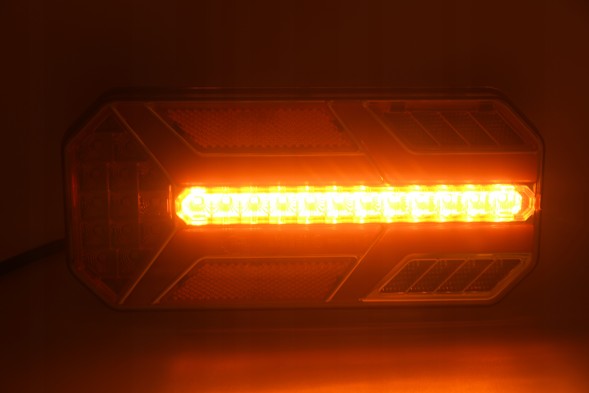 CHINA AT-783 Світильники 2x світлодіодна лампа динамічний напрямок 7 fun комплект neon bus tir 12/24v