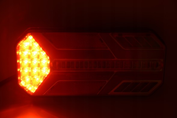 CHINA AT-783 Світильники 2x світлодіодна лампа динамічний напрямок 7 fun комплект neon bus tir 12/24v