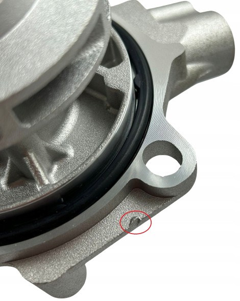 Volkswagen OE 04L121011 Водяний насос vw 04l121011