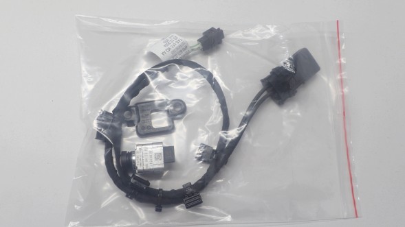 Volkswagen OE KABEL 4P0971023 +KAMERA 85E980551B КАБЕЛЬ КАМЕРИ + НОВА КАМЕРА 360 85E980551B 85E 980 551 B 4PO971023 AUDI A5