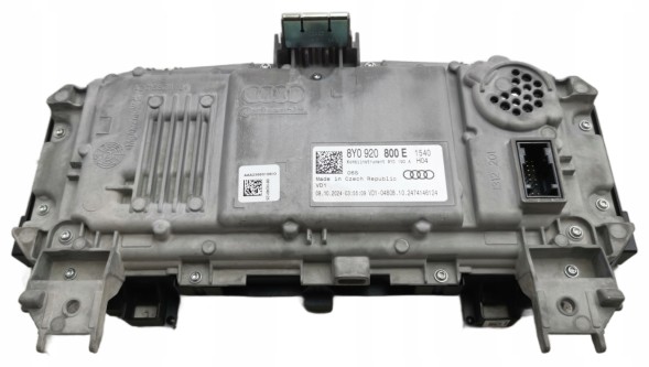 Audi OE 8Y0920800E, DWP536624OE Лічильник годинник віртуальна панель Audi A3 S3 RS3 8Y 8Y0920800E оригінал