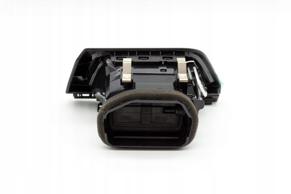 BMW OE 64229253217 Решітка повітрозабірника права BMW F30 F32