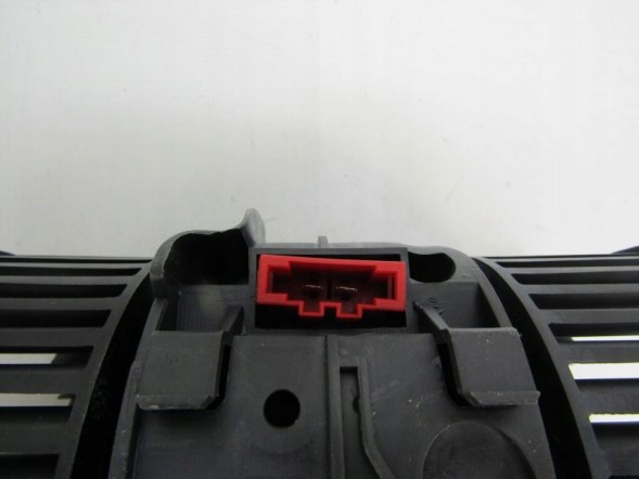 Renault OE 27210108241R Megane iii air вентилятор 272108241r