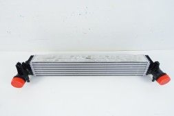 Mahle CI 402 000P Інтеркулер vw crafter t6 transporter 04l145749f