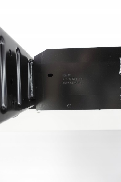 BMW OE БАЛКА Кронштейн передній BMW XM G09 XM 50e SAC ECE 7930681