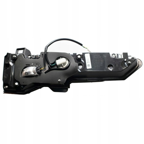 AutoDor A14335 Mitsubishi outlander 2023 - лампа задня внутрішня світлодіодна права нова 8330b186