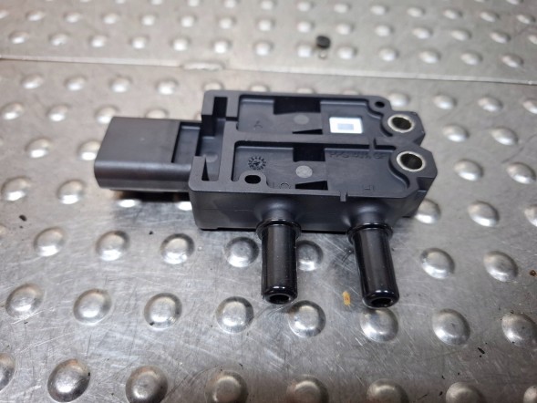 Dodge OE 68085750AB Датчик перепаду тиску 68085750ab рам 2500 / 3500 6.7d 13- oe