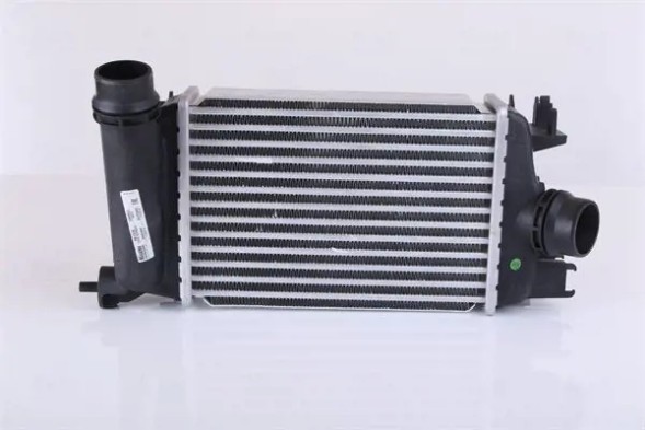 Nissens 961526 Інтеркулер (охолоджувач повітря) 961526 nissens