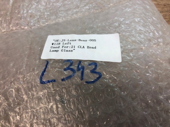 ВОЛЛЕР L.169/343. Скло фари абажур лампи лівий фронт для mercedes cla w118 2019-202