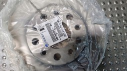 Fiat OE TARCZE HAMULCOWE TYLNE KPL MOPAR OE 51964082 TONALE 500X COMPASS RENEGADE Гальмівні диски задні kpl mopar oe 51964082 tonale 500x compass renegade