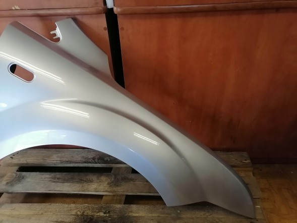 Polcar zamiennik PRAWY PRZÓD FORD FOCUS MK2 P8 КРИЛО ПЕРЕДНЕ ПРАВЕ FORD FOCUS MK2 P8