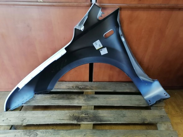 Polcar zamiennik PRAWY PRZÓD FORD FOCUS MK2 P8 КРИЛО ПЕРЕДНЕ ПРАВЕ FORD FOCUS MK2 P8