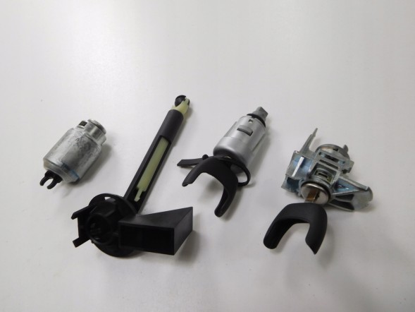 Ford OE Комплект замків Ford OE 1424852