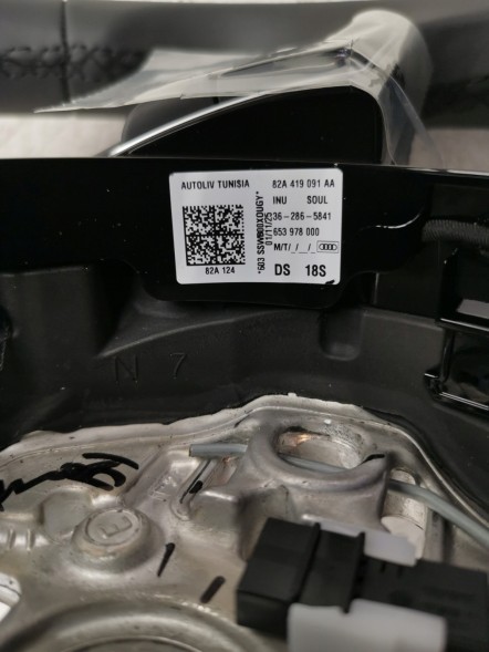 Volkswagen OE 82A419091AA, DWP537434OE Шкіряне кермо з пелюстками та мультифункцією Audi A3 8Y 82A419091AA Нове OE