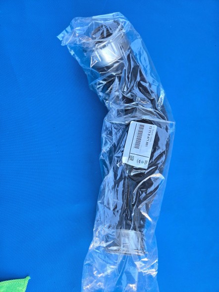 BMW OE 8471881 Przewód wąż intercoolera BMW X1 U11 X2 U10 2 U06 8471881 Qua9.11.25 Провід / шланг інтеркулера BMW X1 U11 X2 U10 2 U06 8471881 новий ОРИГІНАЛ