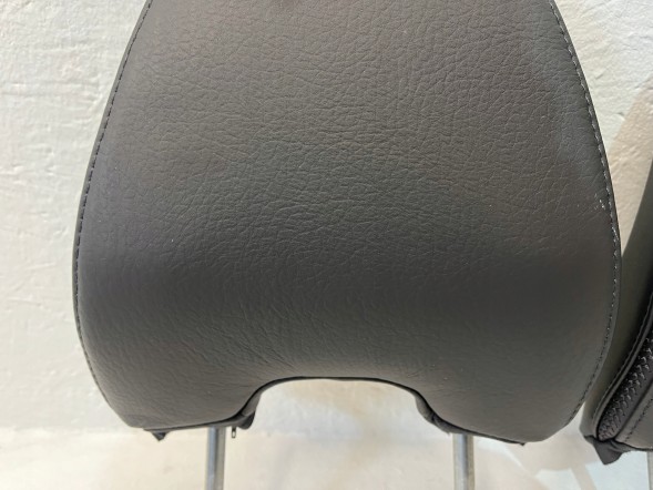 Volvo OE 30761142 mikol 39866649 Volvo XC60 V70 XC70 S60 підголівник переднього сидіння 30761142 39866649 08-18