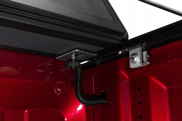 Китай 448227 BAKFlip MX4 Тверда трисекційна кришка кузова пікапа ролетного типу 5,7ft RAM 1500 2019-