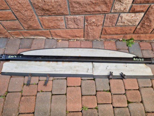 Toyota OE 13081711 Шторка багажника Toyota Rav4 III