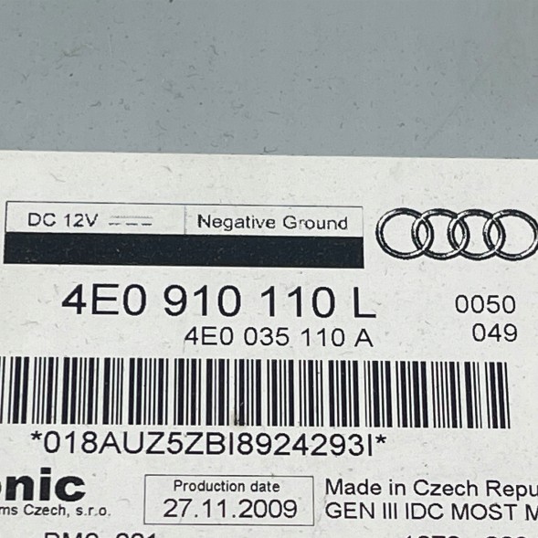 Panasonic CD чейнджер 4E0910110L Audi A4 A5 A6 PANASONIC