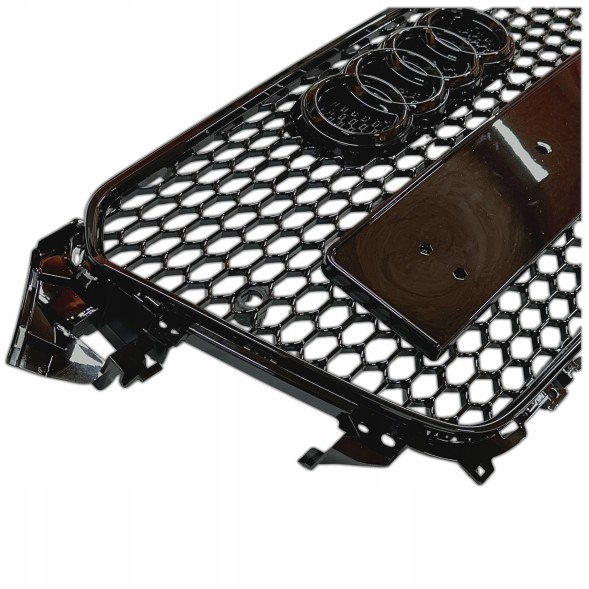 Китай Grill Plaster Miodu Audi A4 B8 2011-2016 POLIFT Решітка радіатора Audi A4 B8 2011-2016 стільники чорний глянець RS накладка бампера