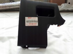 Suzuki OE 73810-54P30-5PK SUZUKI VITARA III 2015- Щиток подушки колін