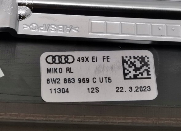 Audi OE 8W2863969C, DWP448662OE Рамка кришки тунелю Audi A4 B9 8W2863969C RHD