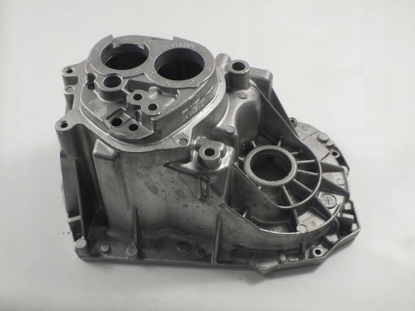 Renault OE 321016454R КРИШКА КОРОБКИ ПЕРЕДАЧ НИЖНЯ RENAULT CLIO IV