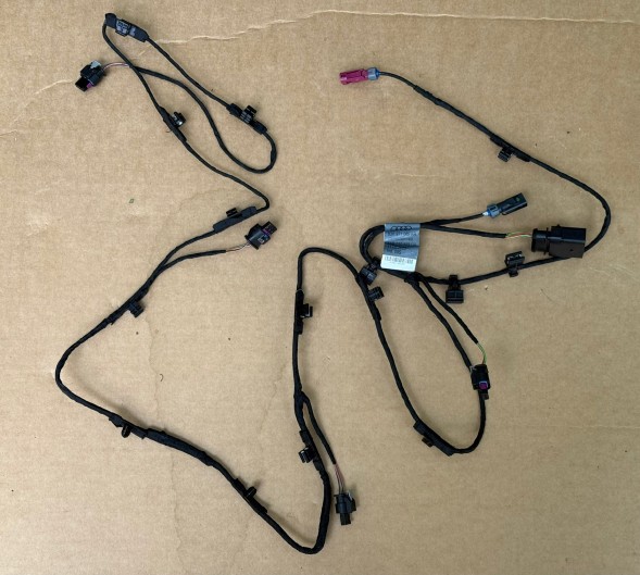 Audi OE 83H971085AR 83H971085 AR TAB 010 889 GA audi q3 f3 wiązka zderzaka przód 83h971085ar czujniki pdc instalacja przedniego zderzaka oem oe audi q3 КОМПЛЕКТ ПРОВОДКИ ПЕРЕДНЬОГО БАМПЕРА AUDI Q3 F3 83H971085AR + ДАТЧИКИ PDC OEM