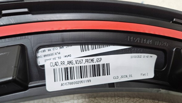 Mercedes-Benz OE A1678840400 GO НАКЛАДКА КРИЛА ПРАВА ЗАДНЯ MERCEDES GLE W167 A167 AMG A1678840400 НОВА ОРИГІНАЛ