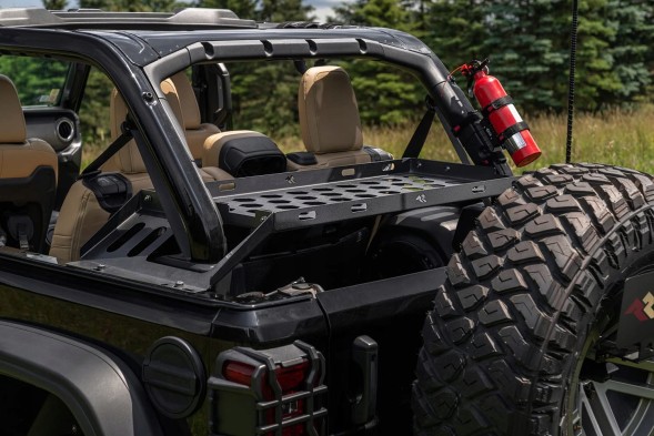 Китай 13551.41 Полиця багажника Jeep Wrangler JK Rugged Ridge