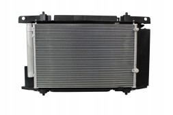 AHE 164000D400 Комплект радіатора toyota corolla e18 16-18