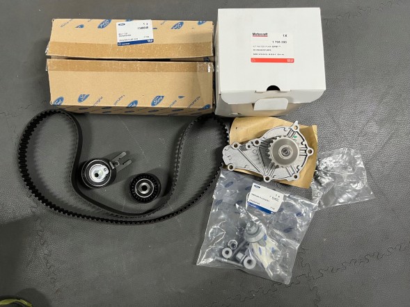 Motocraft КОМПЛЕКТ ГРМ З НАСОСОМ 1.4TDCI 1855737