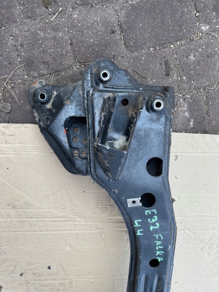BMW OE SANKI BMW E32 4.0 V8 M60 ORI BMW СТАН