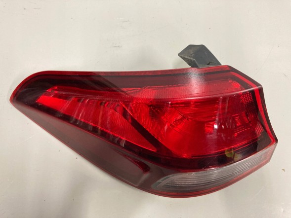 Hyundai OE 92401-G4 tl-kombi Hyundai i30 III 17r - лівий задній ліхтар COMBI