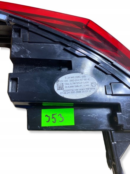 Skoda OE V5LA945208C Skoda enyaq iv лампа задня права crystal lighting led 5la945208c