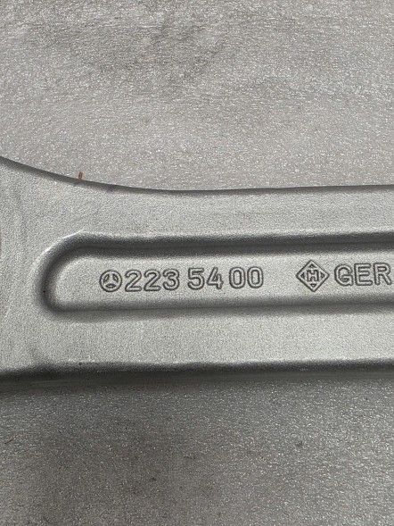 Mercedes-Benz OE A2233303403 OEM Важіль Передньої Підвіски Передній Правий Лівий Mercedes W223 4Matic 4x4 A2233303403