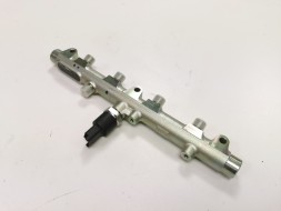 Citroen OE Паливна рейка Citroen C5 C8 Peugeot Expert OE 0445214017 1570.A0