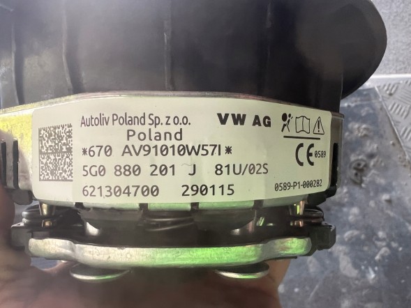 Volkswagen OE 5G0880201J od audiolcar Подушка airbag водія VW GOLF VII GTI POLO 5G0880201J