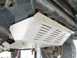 Fabryka4X4 OHC АЛЮМІНІЄВА КРИШКА ДВИГУНА ДЛЯ БАМПЕРА ОРИГІНАЛЬНОГО TOYOTA HILUX VIGO 05-15