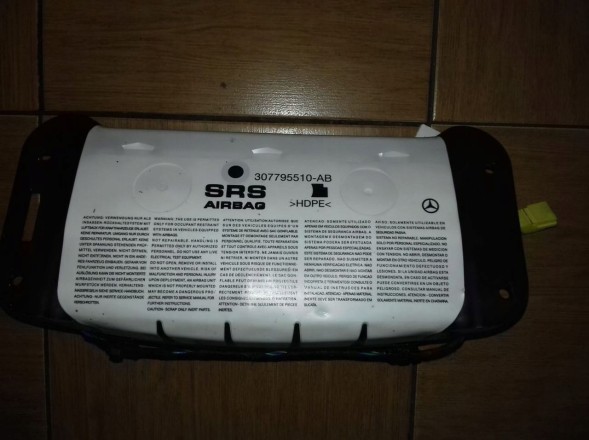 Mercedes-Benz OE 307795510 -AB 307795510 MERCEDES SLK R172 ПОДУШКА БЕЗПЕКИ ПАСАЖИРА