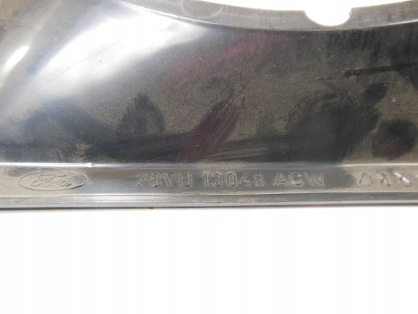 Ford OE Корпус правої фари Ford Transit MK2 01/1978-12/1985 OE 1584797