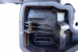 BMW OE 7276321 7276321 BMW F06 ЗАМОК ЛІВИЙ ЗАДНІЙ ТРІЙЛ 7276321