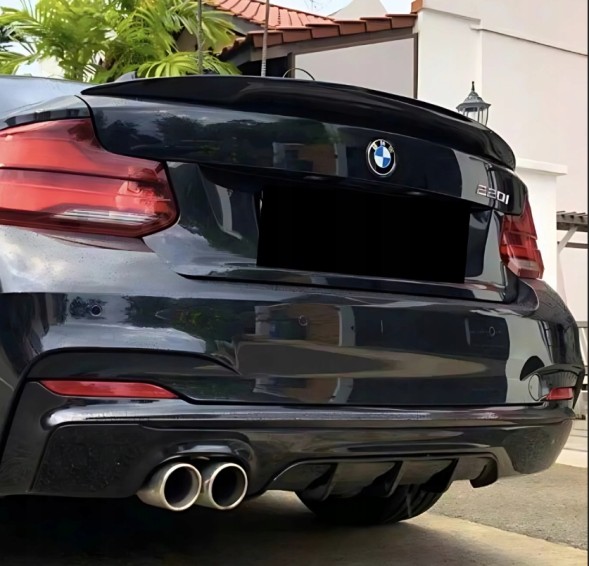 Китай 508379658 НАКЛАДКА БАМПЕРА ЗАДНЯ ДИФУЗОР ЗАДНІЙ СПОЙЛЕР BMW F22 F23 ЧОРНИЙ ГЛЯНЕЦЬ
