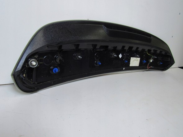 Audi OE 8W9827933-AUDI AUDI A4 S4 B9 8W СПОЙЛЕР НА КРИШКУ БАГАЖНИКА 8W9827933