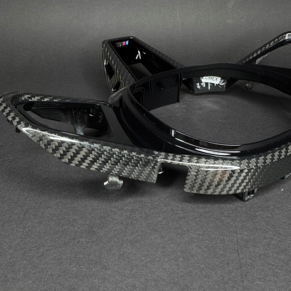 BMW OE 61319501592 32307908506 OE BMW M3 M4 CS LCI G80 G82 Перформансна рамка + лопатки керма CARBON