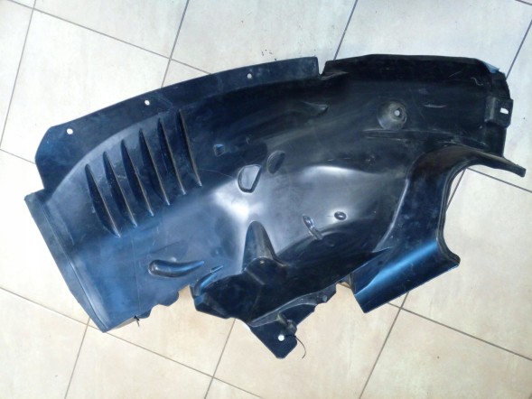 Mercedes-Benz OE 2046905630 2046905730 2046905930 КОЛІСНА АРКА MERCEDES W204 ПЕРЕДНЯ ЧАСТИНА ОРИГІНАЛ*